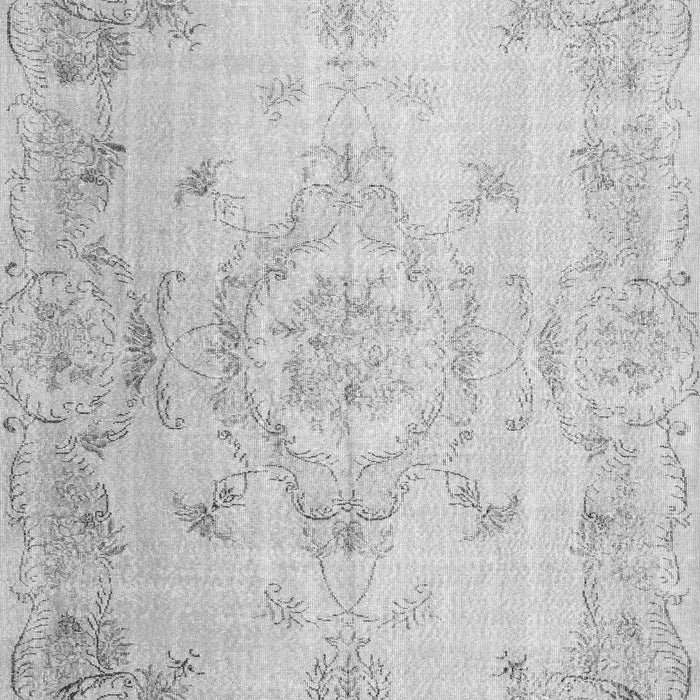 Serging Thickness of Machine Washable Persian Gray Traditional Rug, wshtr3571gry