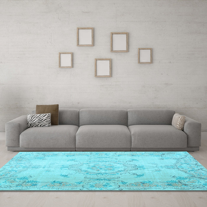 Machine Washable Persian Light Blue Traditional Rug in a Living Room, wshtr3571lblu