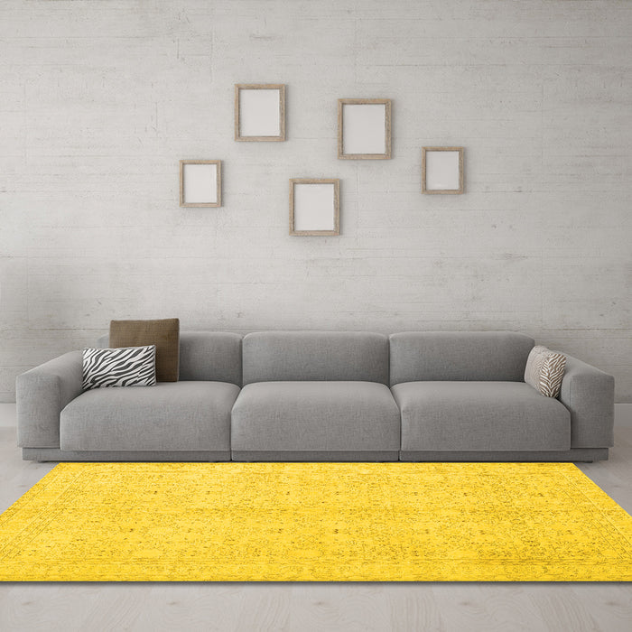 Machine Washable Persian Yellow Traditional Rug in a Living Room, wshtr3575yw