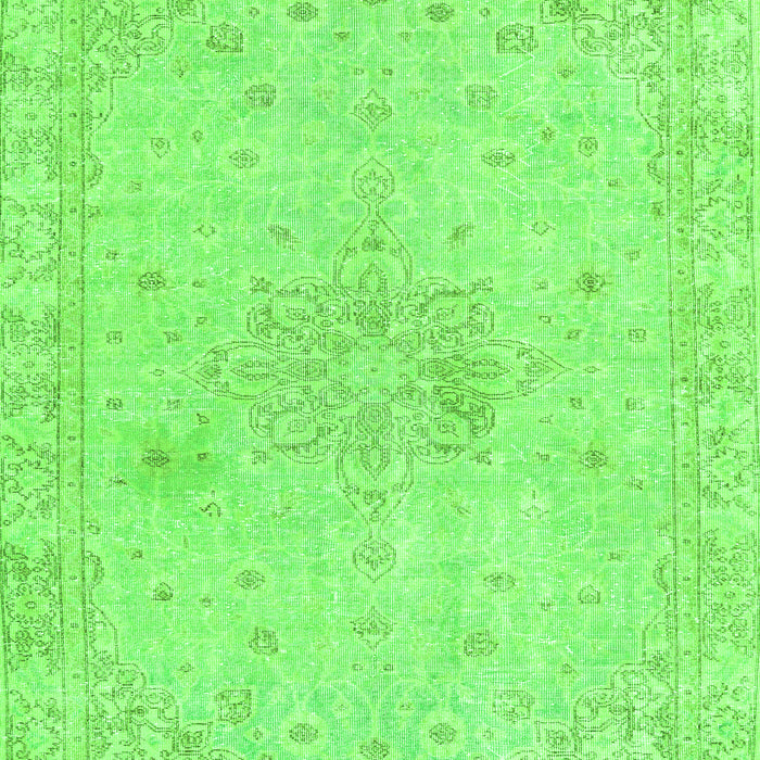 Serging Thickness of Machine Washable Persian Green Traditional Area Rugs, wshtr3576grn