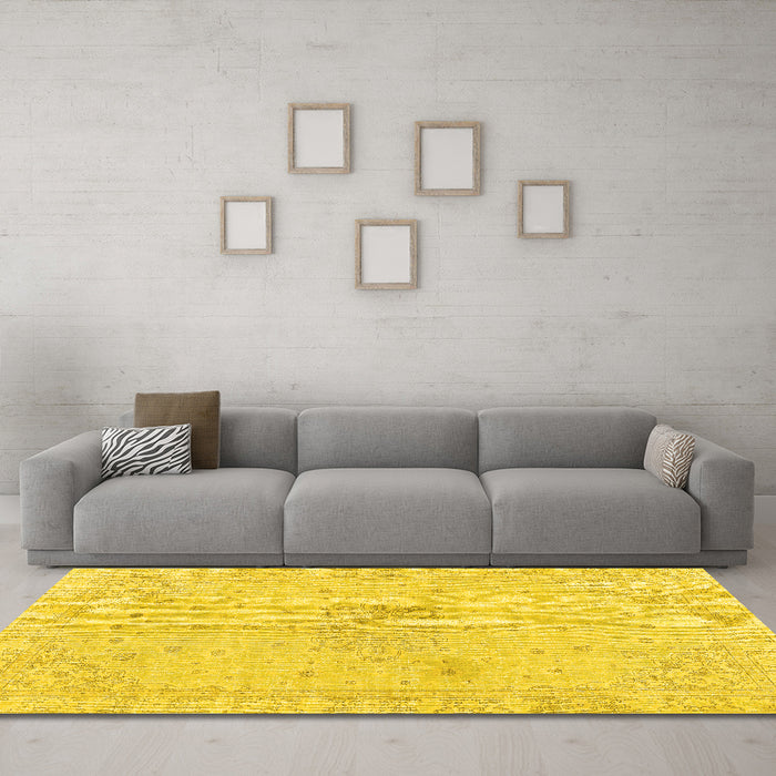 Machine Washable Persian Yellow Traditional Rug in a Living Room, wshtr3576yw