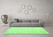 Machine Washable Persian Green Traditional Area Rugs in a Living Room,, wshtr3581grn