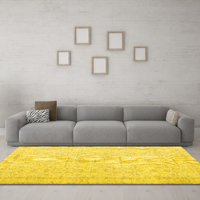 Machine Washable Persian Yellow Traditional Rug in a Living Room, wshtr3583yw