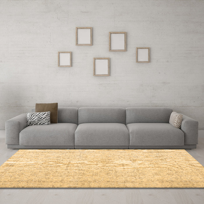 Machine Washable Persian Brown Traditional Rug in a Living Room,, wshtr3583brn