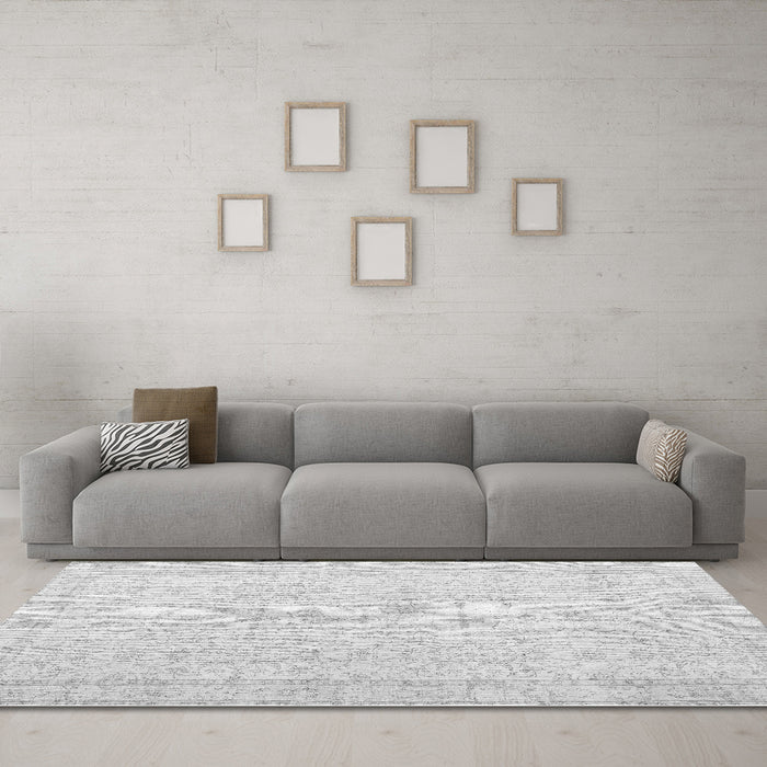 Machine Washable Persian Gray Traditional Rug in a Living Room,, wshtr3583gry