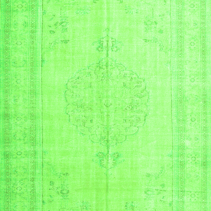 Serging Thickness of Machine Washable Persian Green Traditional Area Rugs, wshtr3584grn