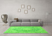 Machine Washable Persian Green Traditional Area Rugs in a Living Room,, wshtr3588grn