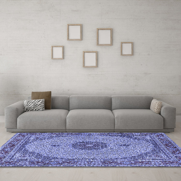 Machine Washable Medallion Blue Traditional Rug in a Living Room, wshtr3590blu