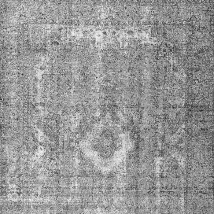 Round Machine Washable Persian Gray Traditional Rug, wshtr3593gry