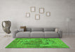 Machine Washable Persian Green Traditional Area Rugs in a Living Room,, wshtr3596grn