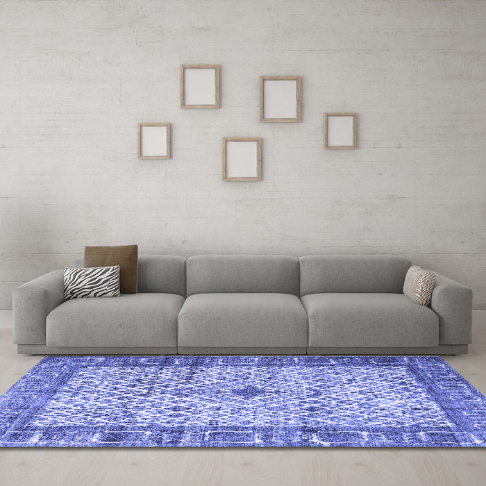 Machine Washable Persian Blue Traditional Rug in a Living Room, wshtr3597blu