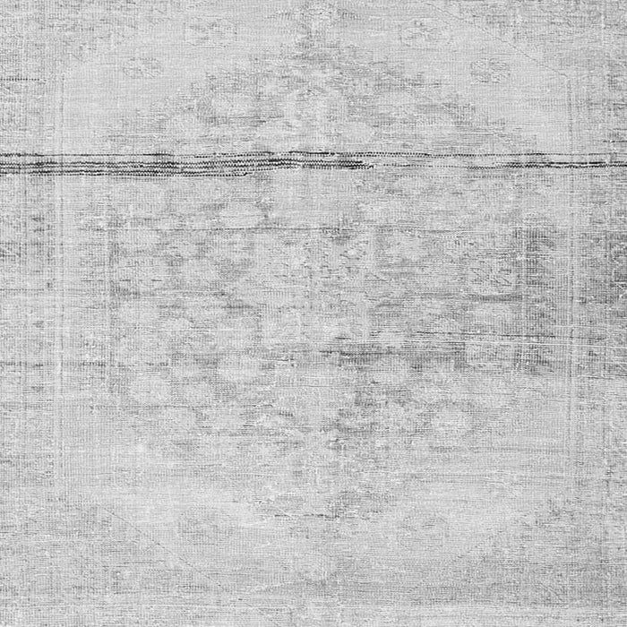 Serging Thickness of Machine Washable Persian Gray Traditional Rug, wshtr3599gry