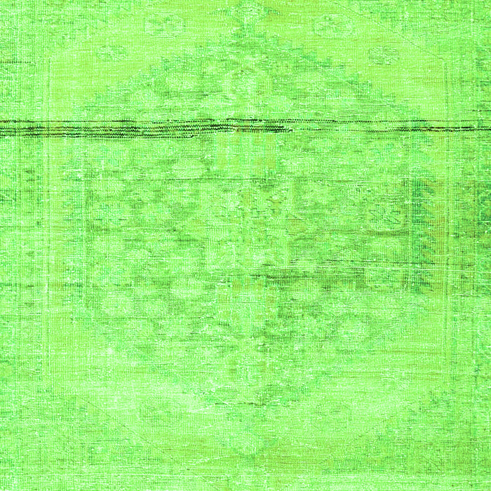 Serging Thickness of Machine Washable Persian Green Traditional Area Rugs, wshtr3599grn