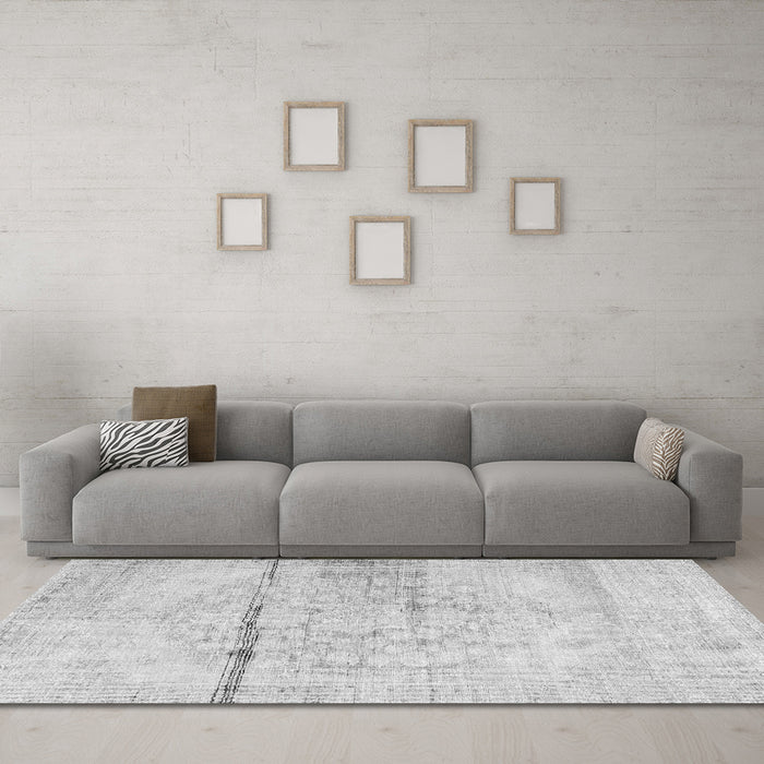 Machine Washable Persian Gray Traditional Rug in a Living Room,, wshtr3599gry