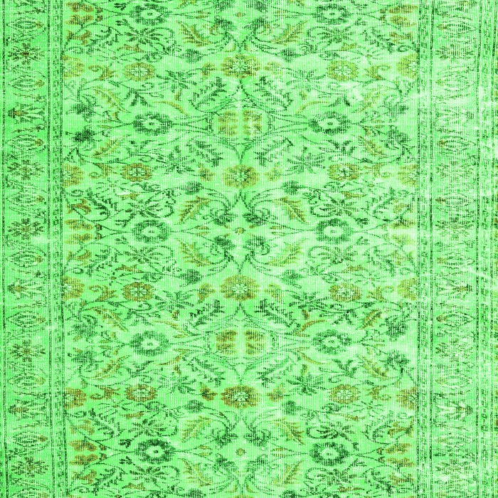 Serging Thickness of Machine Washable Persian Green Traditional Area Rugs, wshtr3600grn