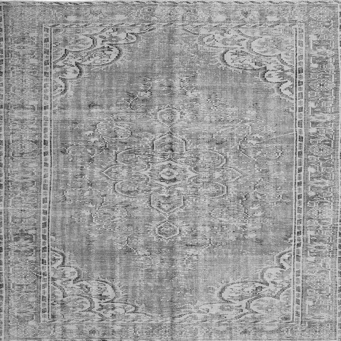 Round Machine Washable Persian Gray Traditional Rug, wshtr3601gry