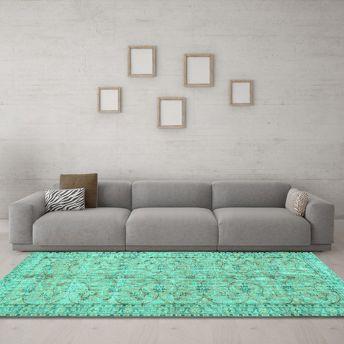 Machine Washable Persian Turquoise Traditional Area Rugs in a Living Room,, wshtr3607turq