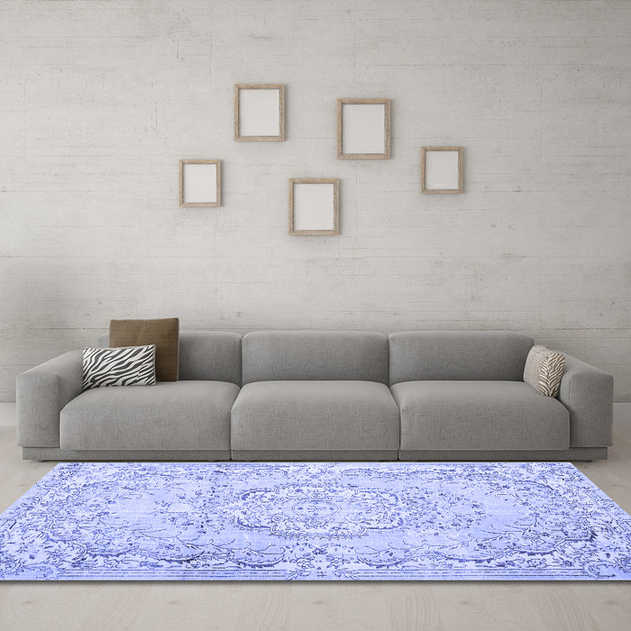 Machine Washable Persian Blue Traditional Rug in a Living Room, wshtr3609blu