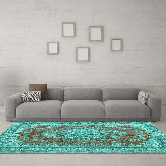 Machine Washable Persian Turquoise Traditional Area Rugs in a Living Room,, wshtr3611turq