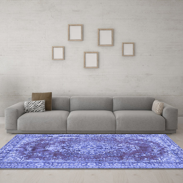 Machine Washable Persian Blue Traditional Rug in a Living Room, wshtr3611blu