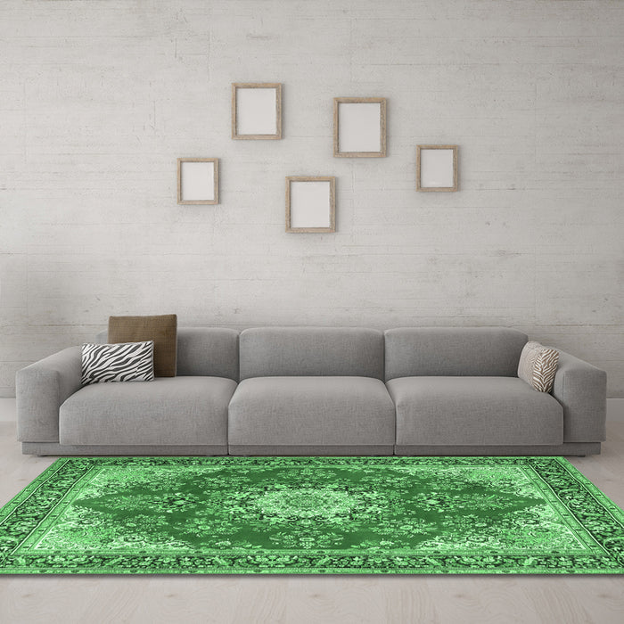 Machine Washable Persian Emerald Green Traditional Area Rugs in a Living Room,, wshtr3615emgrn