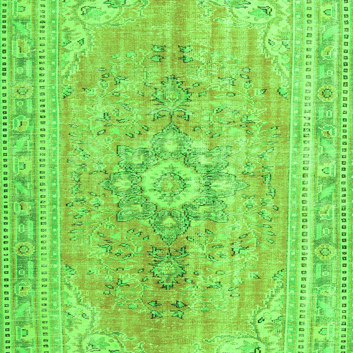 Serging Thickness of Machine Washable Persian Green Traditional Area Rugs, wshtr3616grn