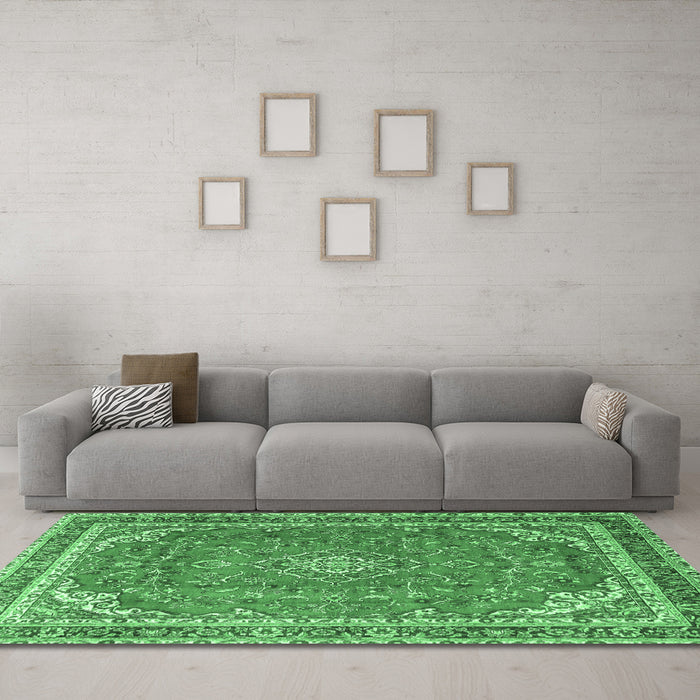 Machine Washable Persian Emerald Green Traditional Area Rugs in a Living Room,, wshtr3617emgrn