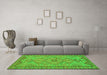 Machine Washable Persian Green Traditional Area Rugs in a Living Room,, wshtr3619grn