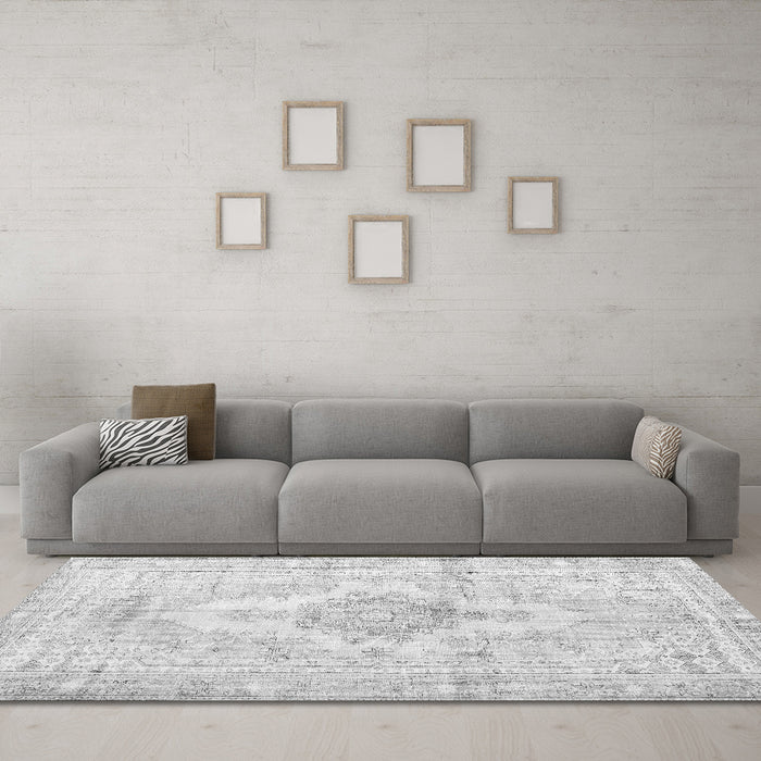 Machine Washable Persian Gray Bohemian Rug in a Living Room,, wshtr3621gry