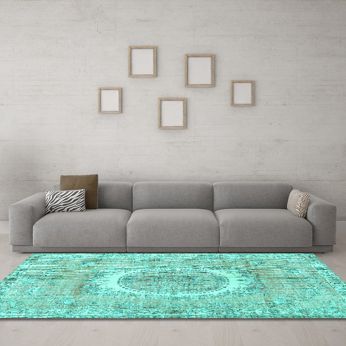 Machine Washable Persian Turquoise Traditional Area Rugs in a Living Room,, wshtr3624turq