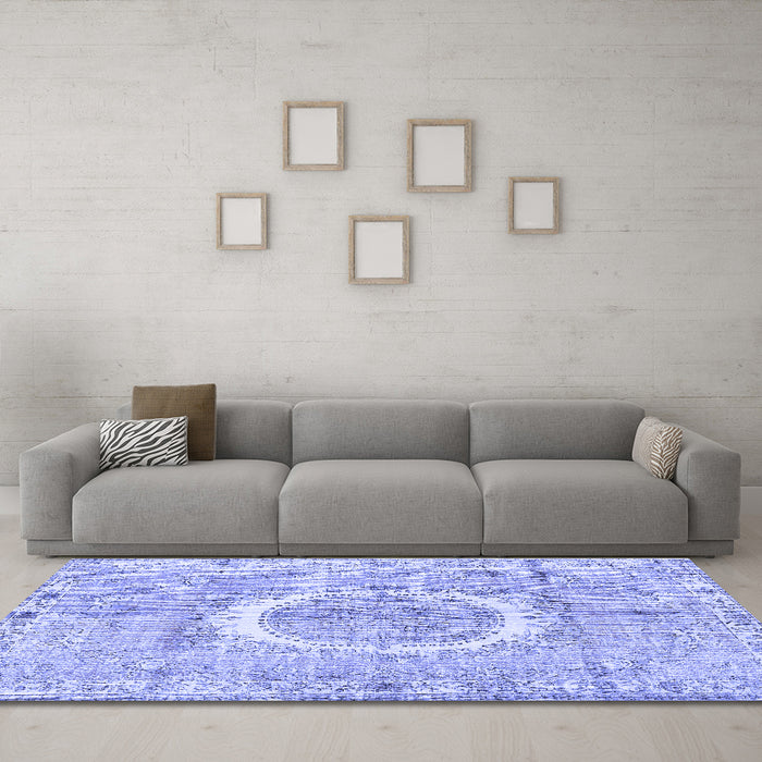 Machine Washable Persian Blue Traditional Rug in a Living Room, wshtr3624blu
