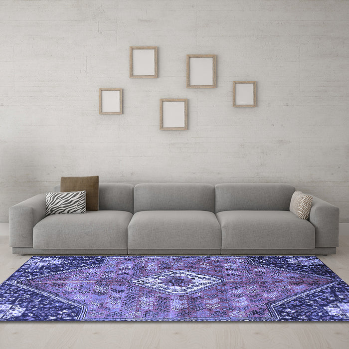 Machine Washable Persian Blue Traditional Rug in a Living Room, wshtr3630blu