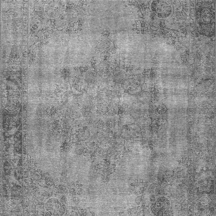 Serging Thickness of Machine Washable Persian Gray Traditional Rug, wshtr3637gry