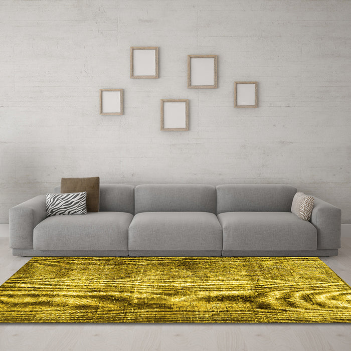 Machine Washable Persian Yellow Traditional Rug in a Living Room, wshtr3645yw