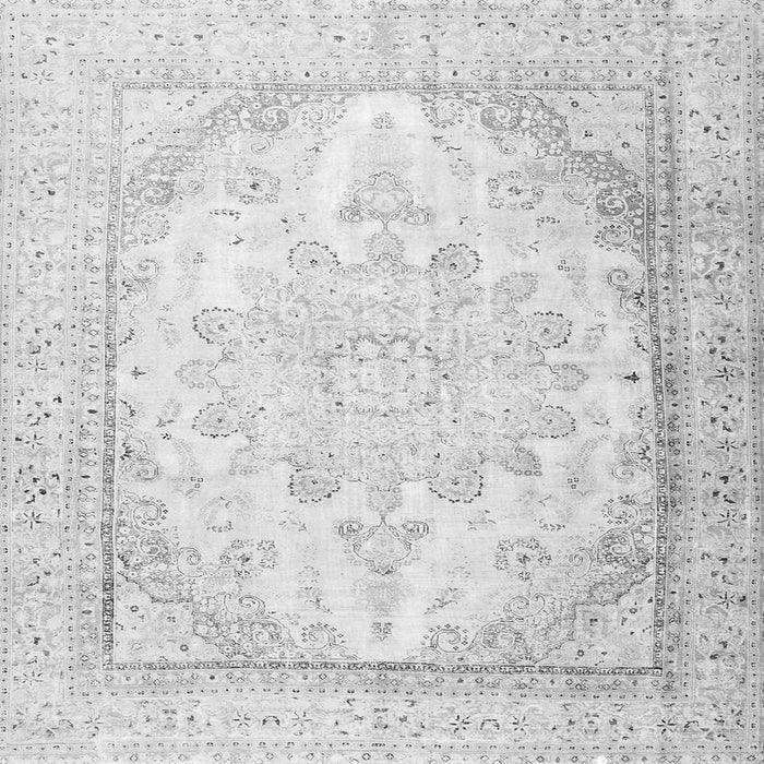 Round Machine Washable Persian Gray Traditional Rug, wshtr3646gry