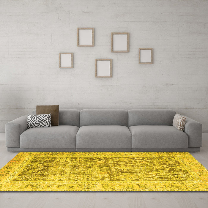 Machine Washable Persian Yellow Traditional Rug in a Living Room, wshtr3647yw