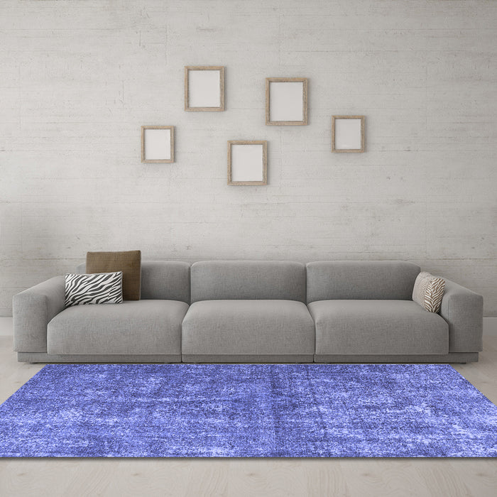 Machine Washable Persian Blue Traditional Rug in a Living Room, wshtr3649blu