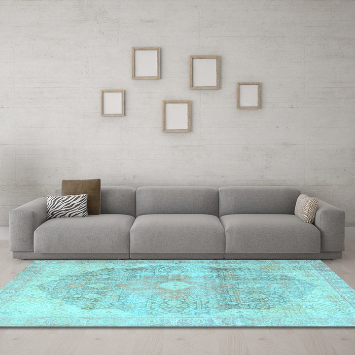 Machine Washable Persian Light Blue Traditional Rug in a Living Room, wshtr3650lblu