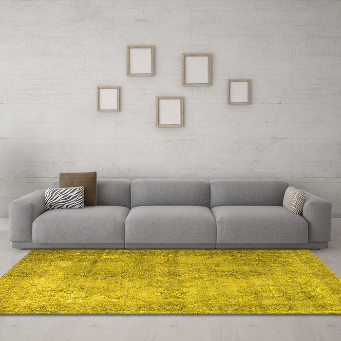 Machine Washable Persian Yellow Traditional Rug in a Living Room, wshtr3661yw