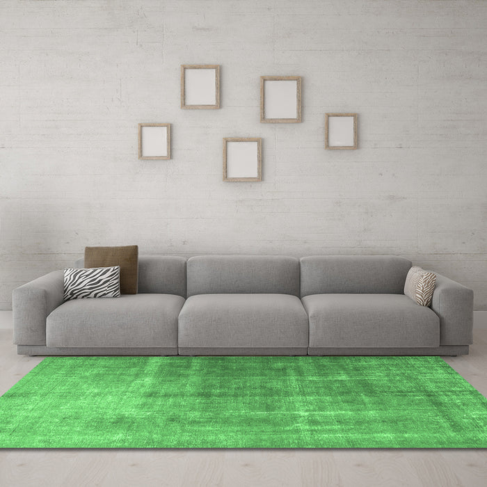 Machine Washable Persian Emerald Green Bohemian Area Rugs in a Living Room,, wshtr3666emgrn