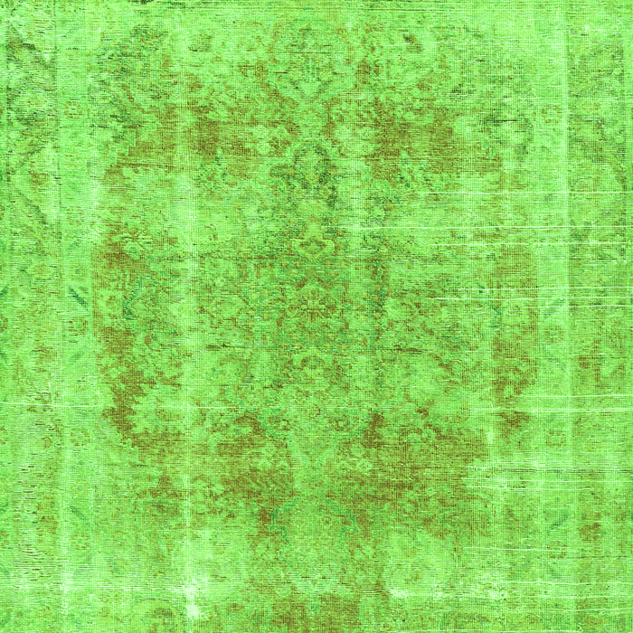 Serging Thickness of Machine Washable Persian Green Traditional Area Rugs, wshtr3667grn