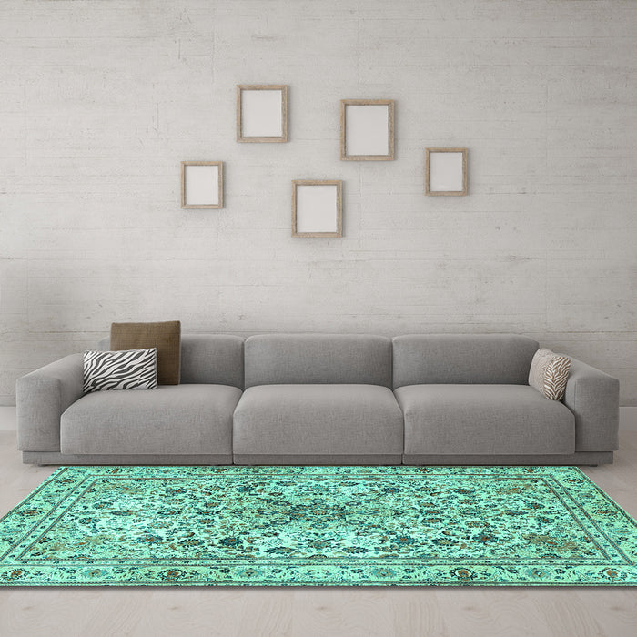Machine Washable Persian Turquoise Traditional Area Rugs in a Living Room,, wshtr3673turq