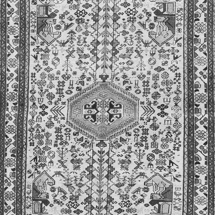 Serging Thickness of Machine Washable Persian Gray Traditional Rug, wshtr3675gry