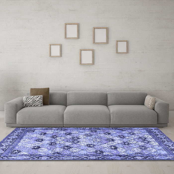 Machine Washable Persian Blue Traditional Rug in a Living Room, wshtr3680blu