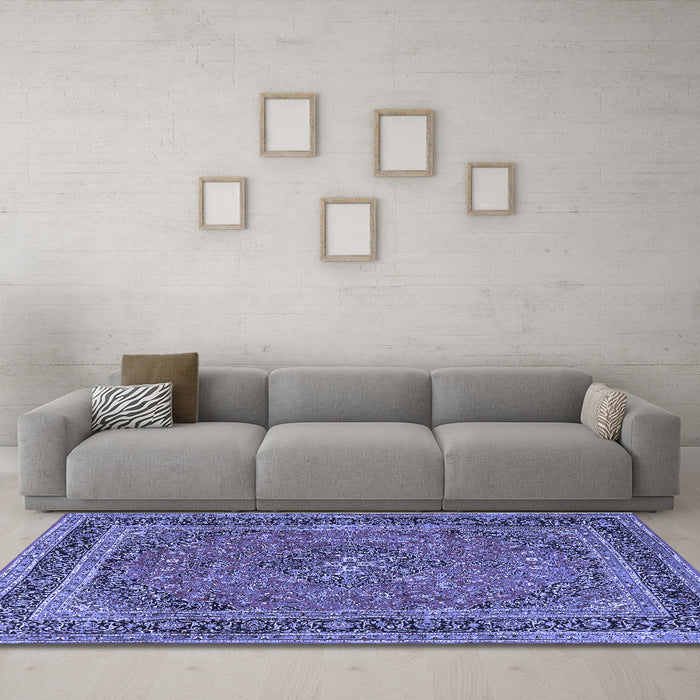 Machine Washable Medallion Blue Traditional Rug in a Living Room, wshtr3688blu