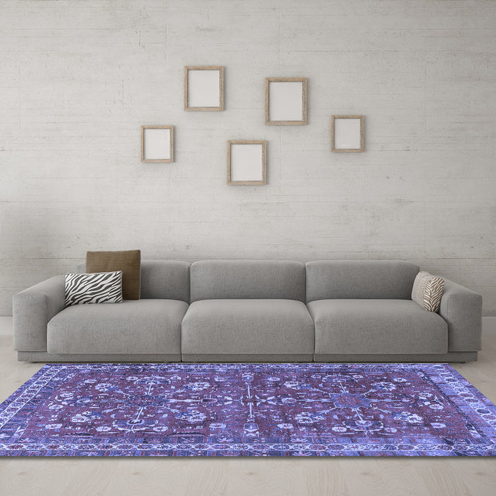 Machine Washable Persian Blue Traditional Rug in a Living Room, wshtr3689blu