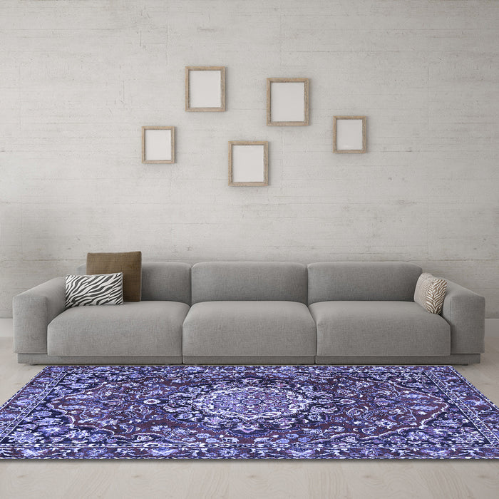 Machine Washable Persian Blue Traditional Rug in a Living Room, wshtr3695blu