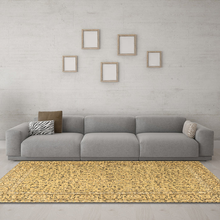 Machine Washable Persian Brown Traditional Rug in a Living Room,, wshtr3697brn