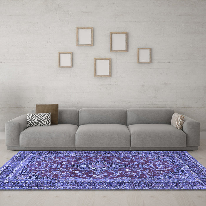 Machine Washable Persian Blue Traditional Rug in a Living Room, wshtr3698blu