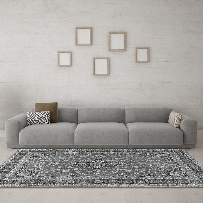 Machine Washable Persian Gray Traditional Rug in a Living Room,, wshtr3698gry